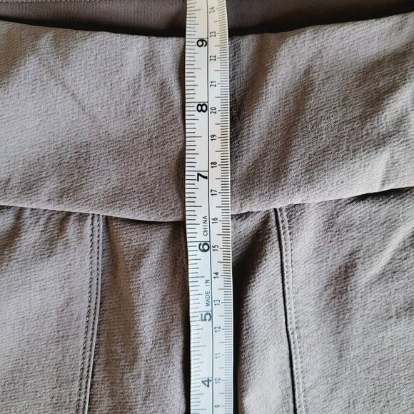 Athleta Headlands Hybrid Cargo Pants Womens Size 4 Brown Stretch Pull On Legging - Picture 3 of 10